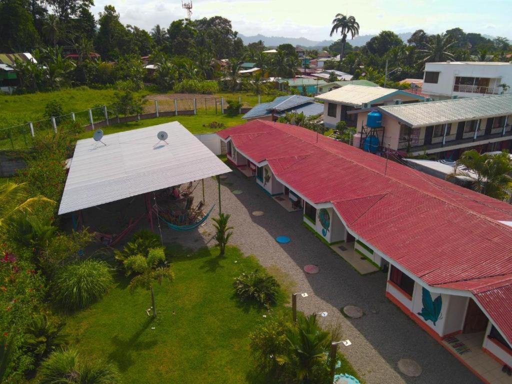 Kalunay Hostel Puerto Viejo de Talamanca Ngoại thất bức ảnh